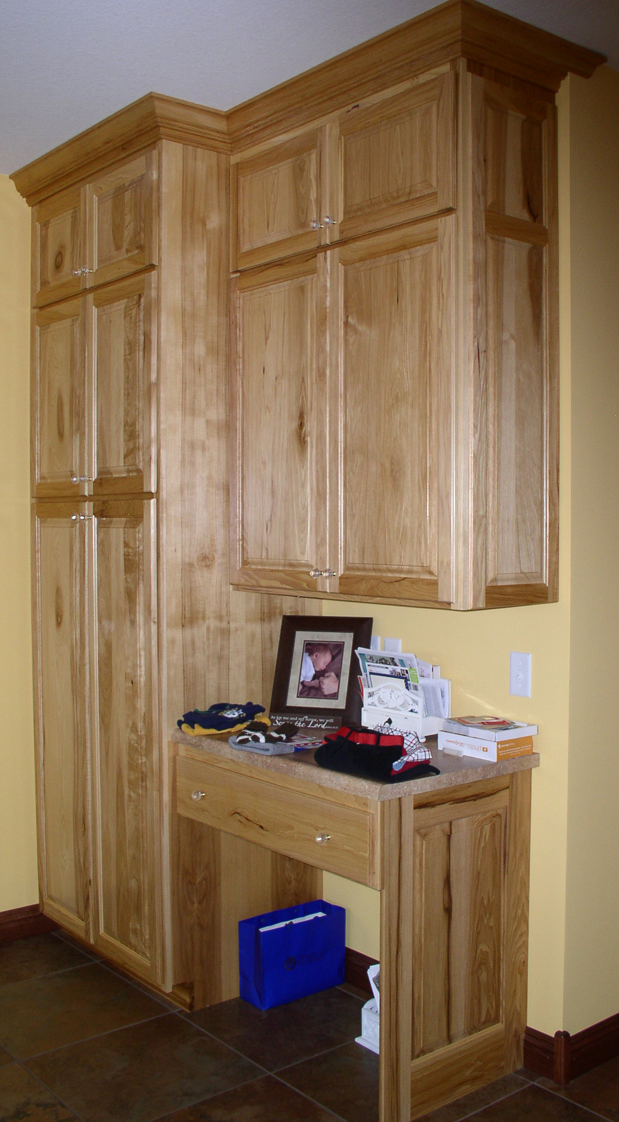 Hickory Cabinets   Kitchen2 