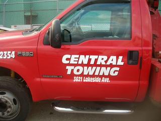 towing,cleveland tow truck,Central Towing,44114