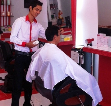 White & Red Hair Cut-The Best Hair Cut