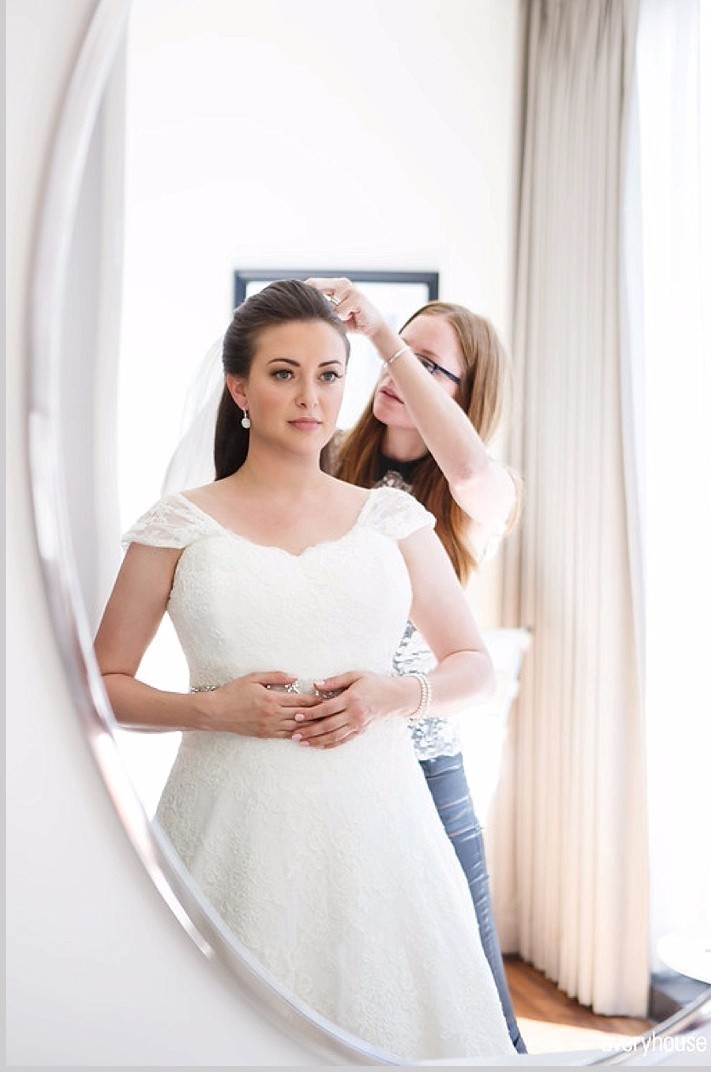 Chicago wedding makeup artists wedding hair on location services